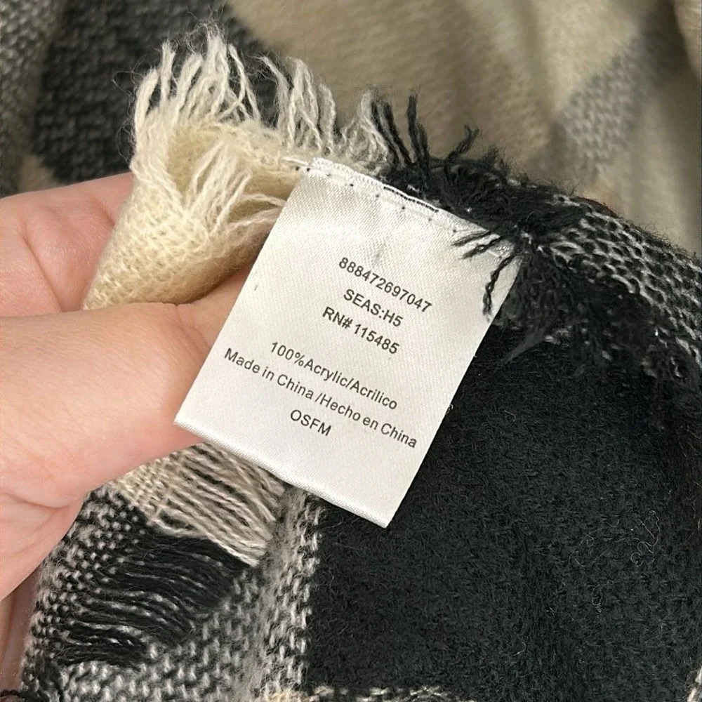 Plaid Open‎ Front Poncho Wrap Scarf Black White Brown OSFM Fall Neutral Cozy